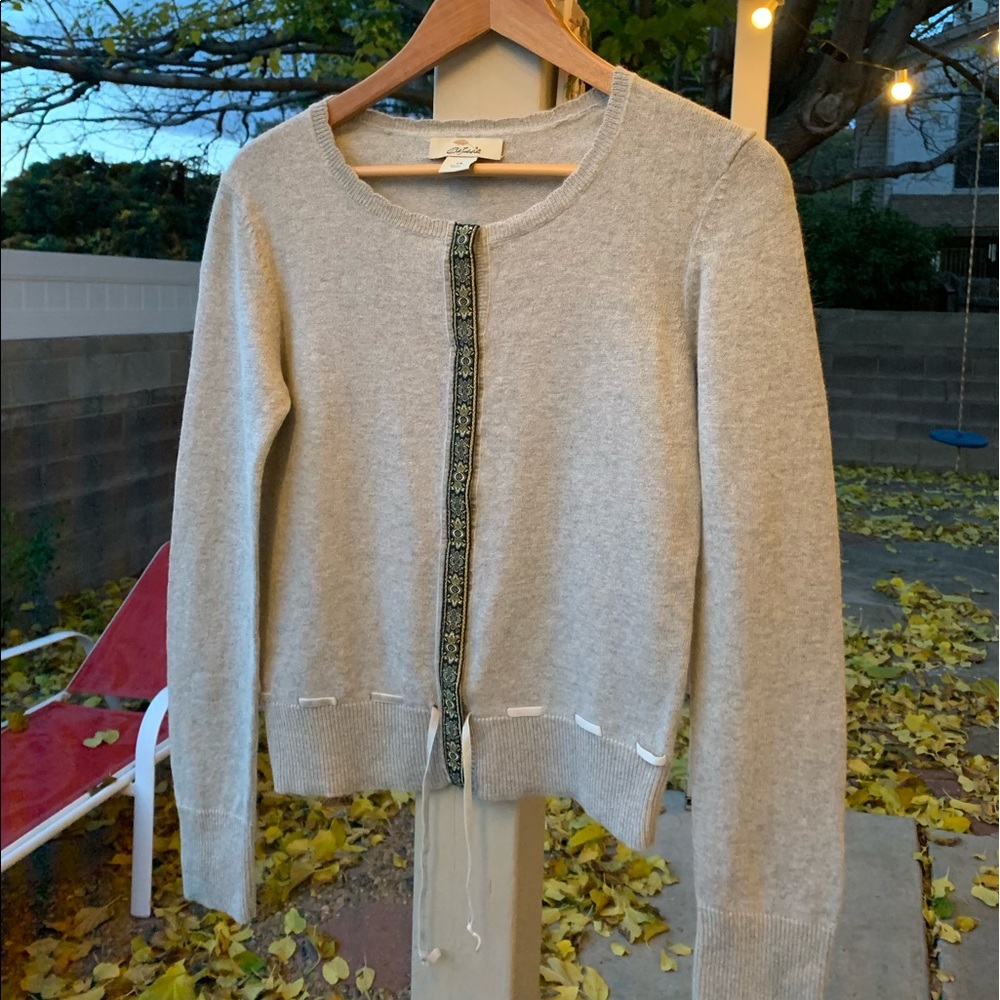 Bob Timberlake XS/TP grey cardigan, with a velvet tie